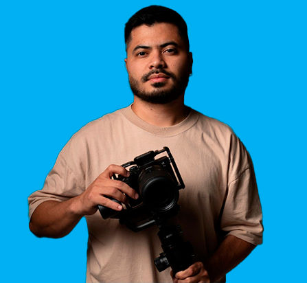 Alfonso Gómez Especialista en Producción Visual en Agencia OnlyFans Creatividad y Diseño de Contenidos Premium